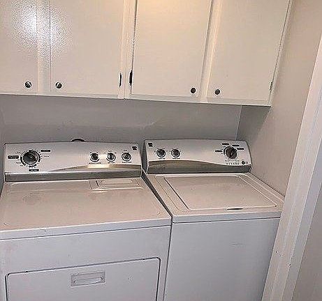 4th image of 8435 Hearth Dr