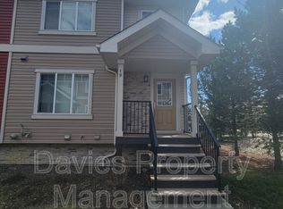 5134 Mullen Rd NW #19, Edmonton, AB T6R 0S7