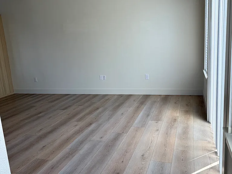 3311 NE 42nd Pl #1 — Photo 6
