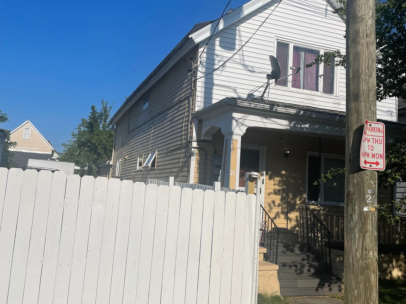 3 bed, 1216 sqft, $1,450 — Photo 2
