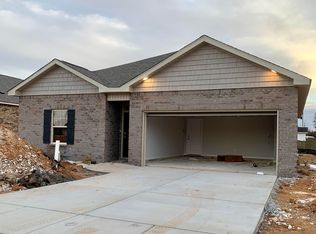 26366 Nash Ln, Athens, AL 35613