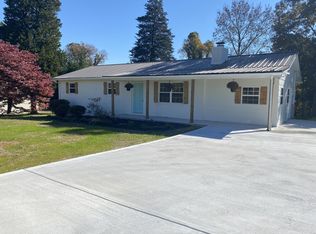 2313 Big Springs Rd, Maryville, TN 37801