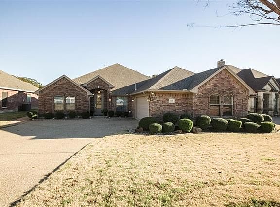 2nd image of 530 Oak Leaf Ct