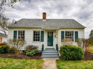 1902 Clifton Ave, Lansing, MI 48910