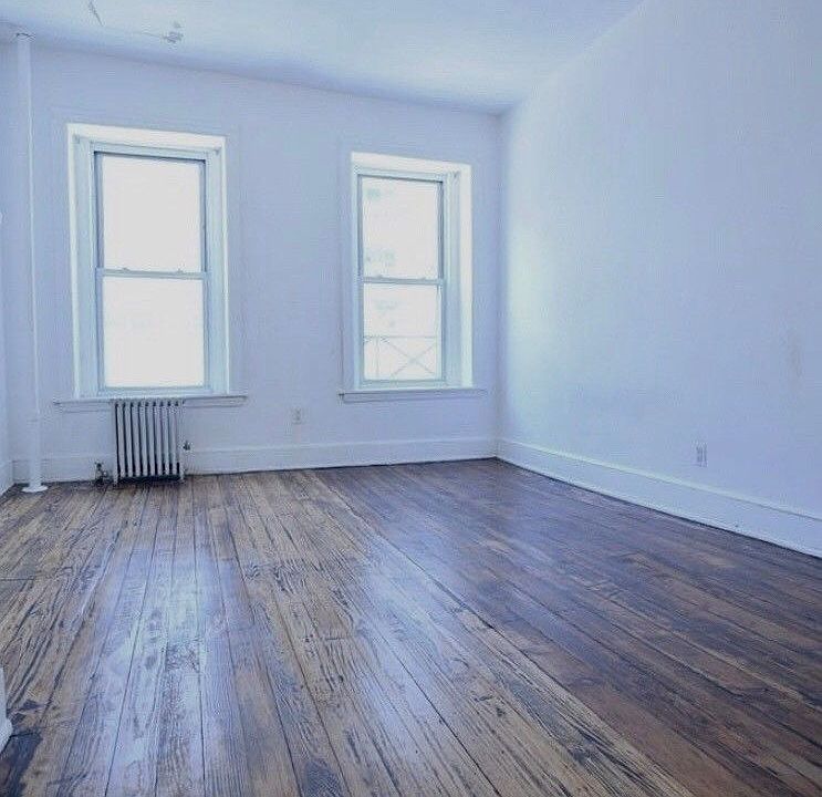 2nd image of 407 E 77th St APT 2