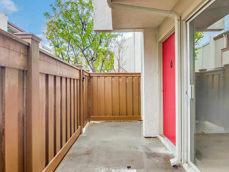 3549 Castle Glen Dr #118 — Photo 7