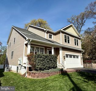 1022 N Edison St, Arlington, VA, 22205