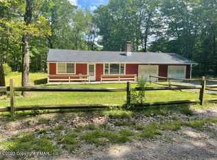 323 Crescent Lake Rd, Scotrun, PA 18355