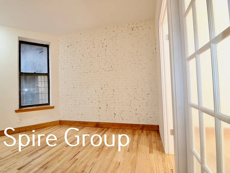814 10th Ave #2C — Photo 6