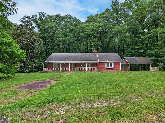 3rd image of 215 Boone Rd