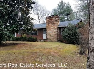 1385 Montlieu Dr, Rural Hall, NC 27045