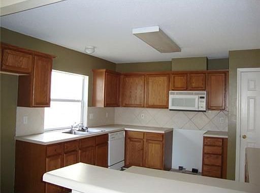 2nd image of 10557 Steeplechase Dr