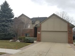 43036 Biland Dr, Clinton Township, MI 48038