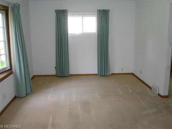 5th image of 3065 Woburn Dr
