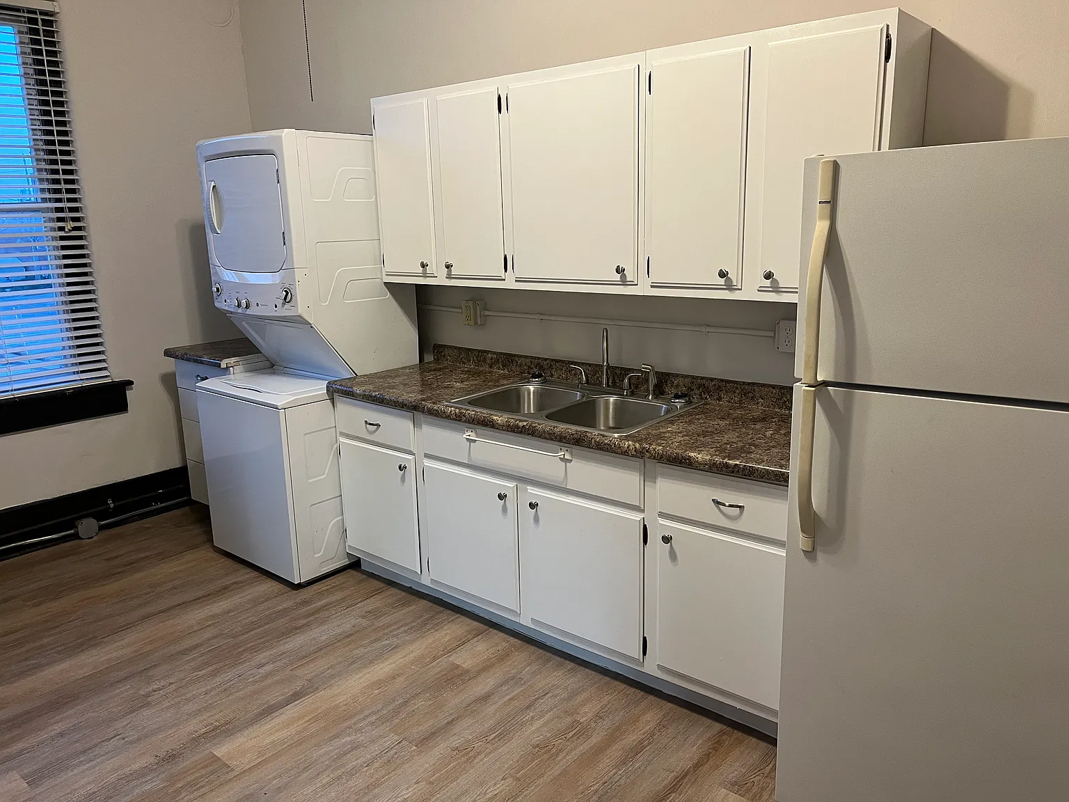 2 bed, 1500 sqft, $850 — Photo 4