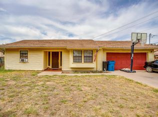 1032 Greg St, Azle, TX 76020