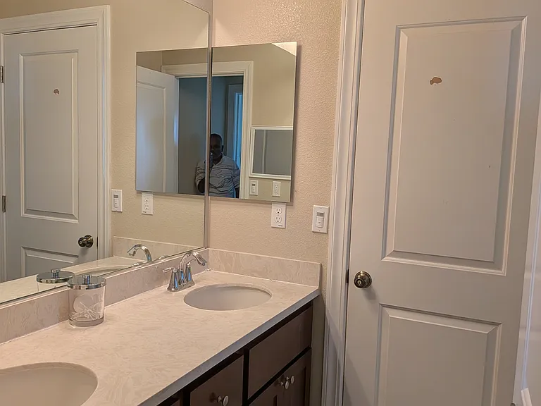 Vanity for Bedroom 1 and 2