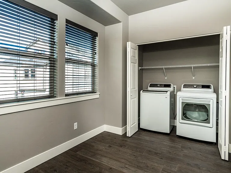 20500 Empire Ave — Photo 11