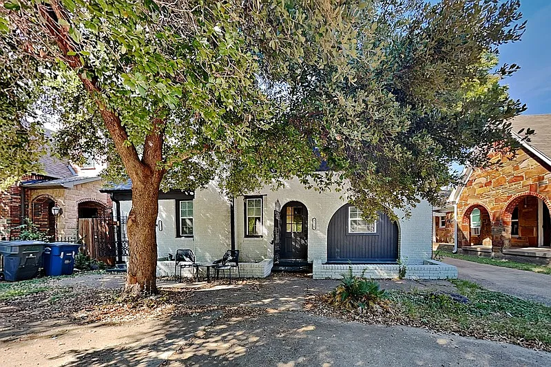 5115 Mission Ave