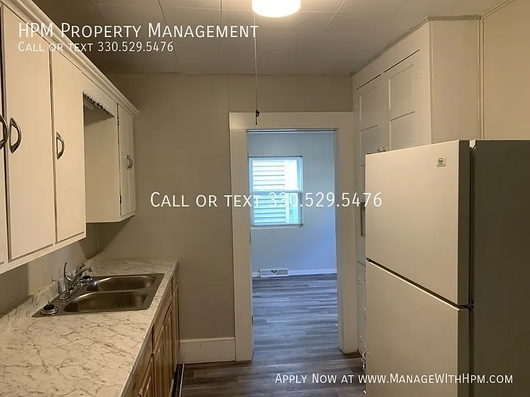 1329 Auld St — Photo 14
