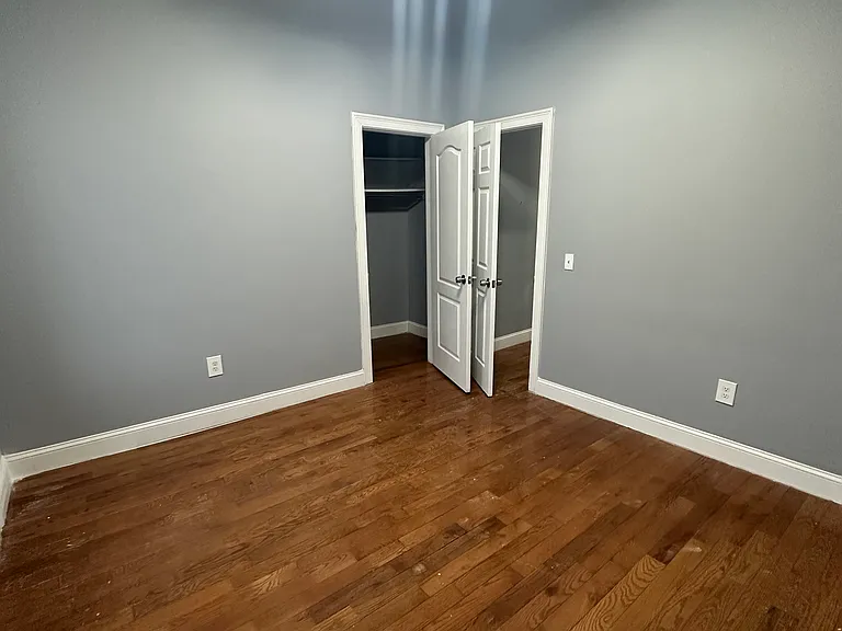 804-806 22nd St #3E — Photo 7