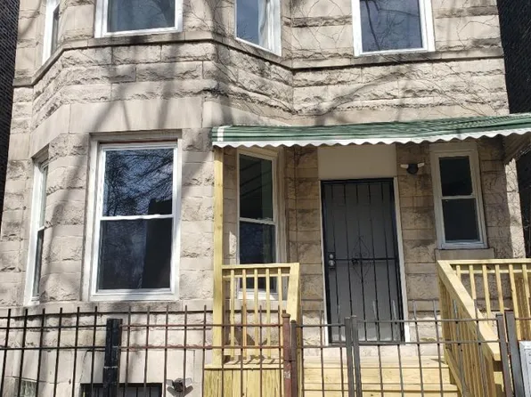 3424 W Walnut St, Chicago, IL 60624