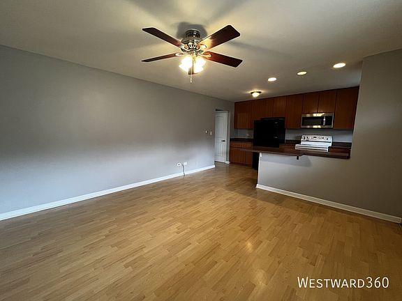 5th image of 1041 N Northwest Hwy Unit B1
