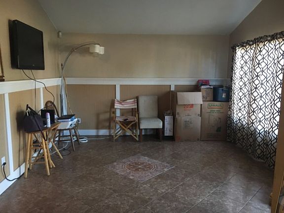 2nd image of 608 Kesner Ave