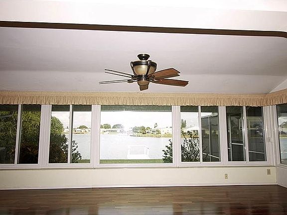 5th image of 1207 Fordham Dr