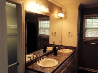 104 Frankfort Dr, Dothan, AL 36305