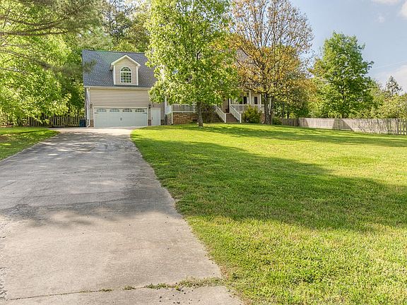 2nd image of 10102 Rolling Wind Dr