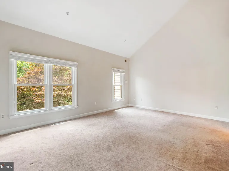 9700 Whitley Park Pl #Townhouse 19 — Photo 20