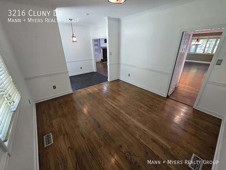 3216 Cluny Dr — Photo 17
