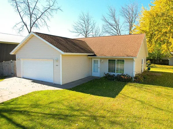 1517 Lincoln Avenue, Tomah, WI 54660