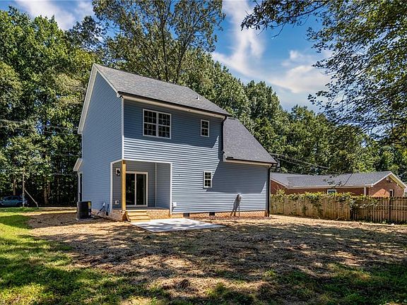 4th image of 3413 Derby Pl