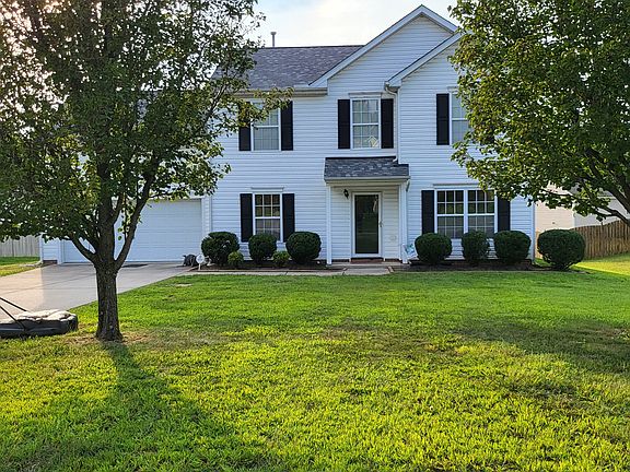 2nd image of 13518 Thornsett Ln