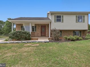 12243 Garnes Rd, Mercersburg, PA 17236