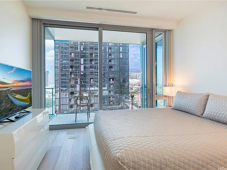 1118 Ala Moana Blvd #1203 — Photo 5