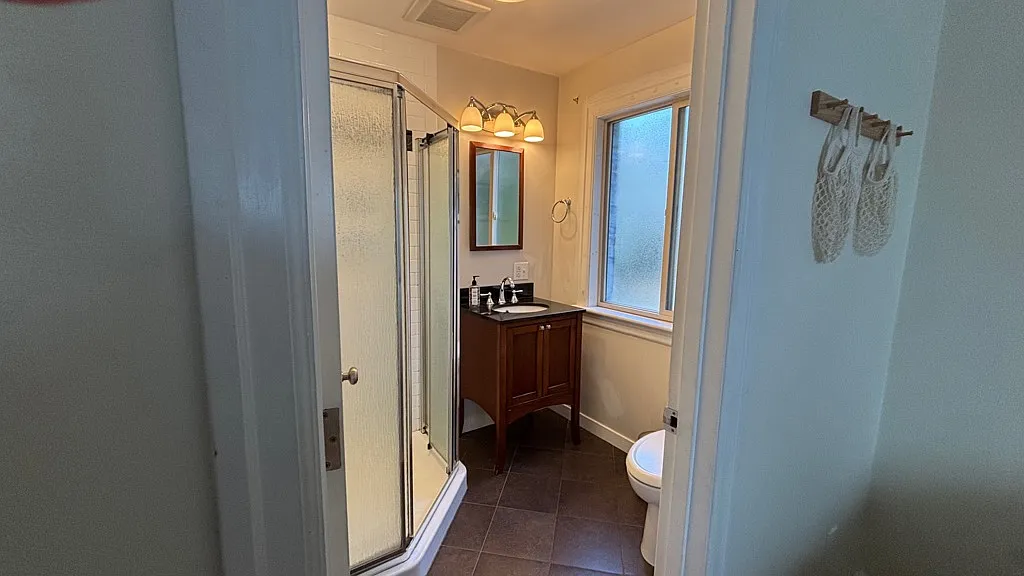 Centrally Located Farm Retreat — Photo 4