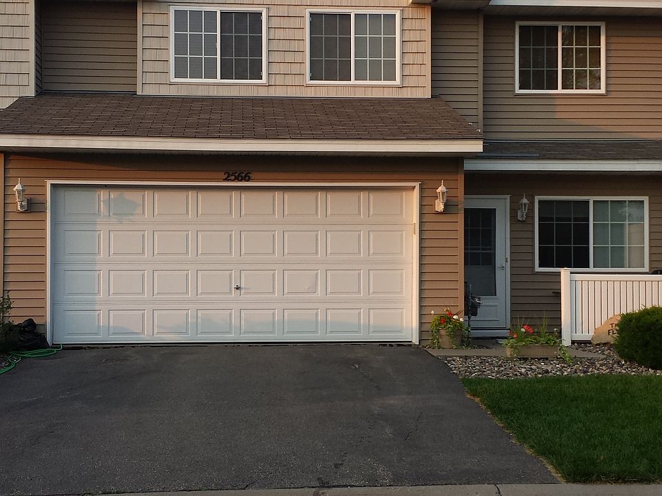1st image of 2566 Yellowstone Dr