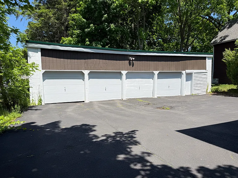 4 Aldrich Ave #1 — Photo 3