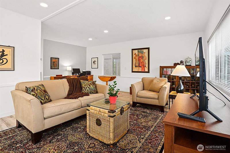 2nd image of 1121 244th Street SW #6