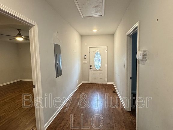 3rd image of 85 Meldon Ave SE