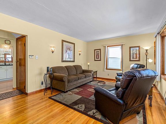 5th image of 3536 Franklin Ave