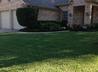 1601 Knoll Ridge Cir, Corinth, TX 76210