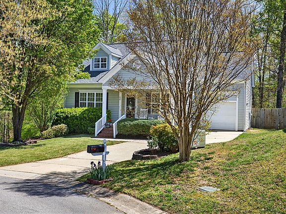2nd image of 104 Braxton Village Way