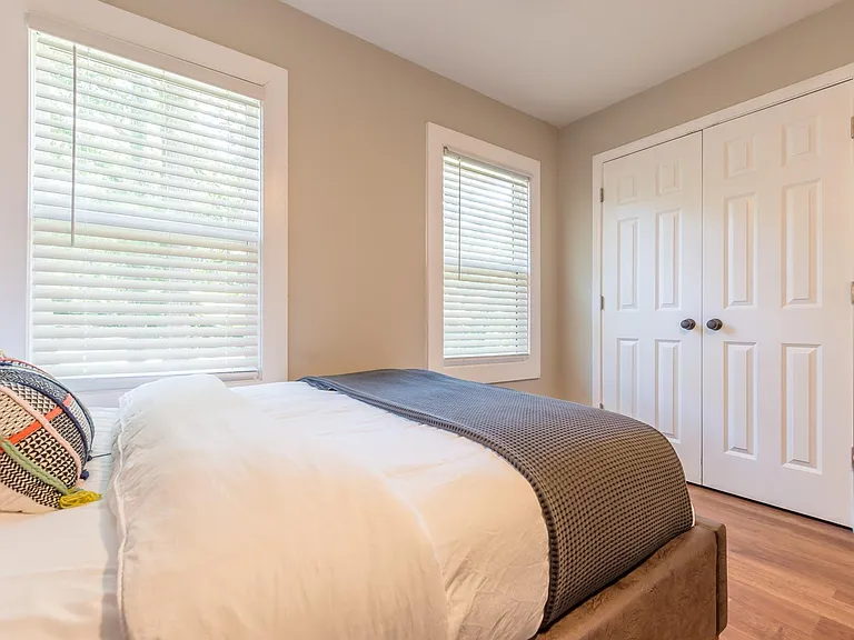 455 Cove Dr NE — Photo 21