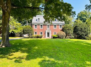 301 Longhill St, Springfield, MA 01108