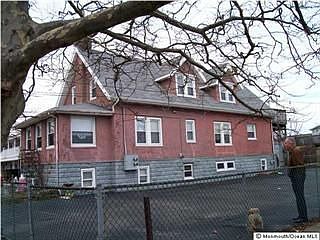 1st image of 328 Blaine Ave