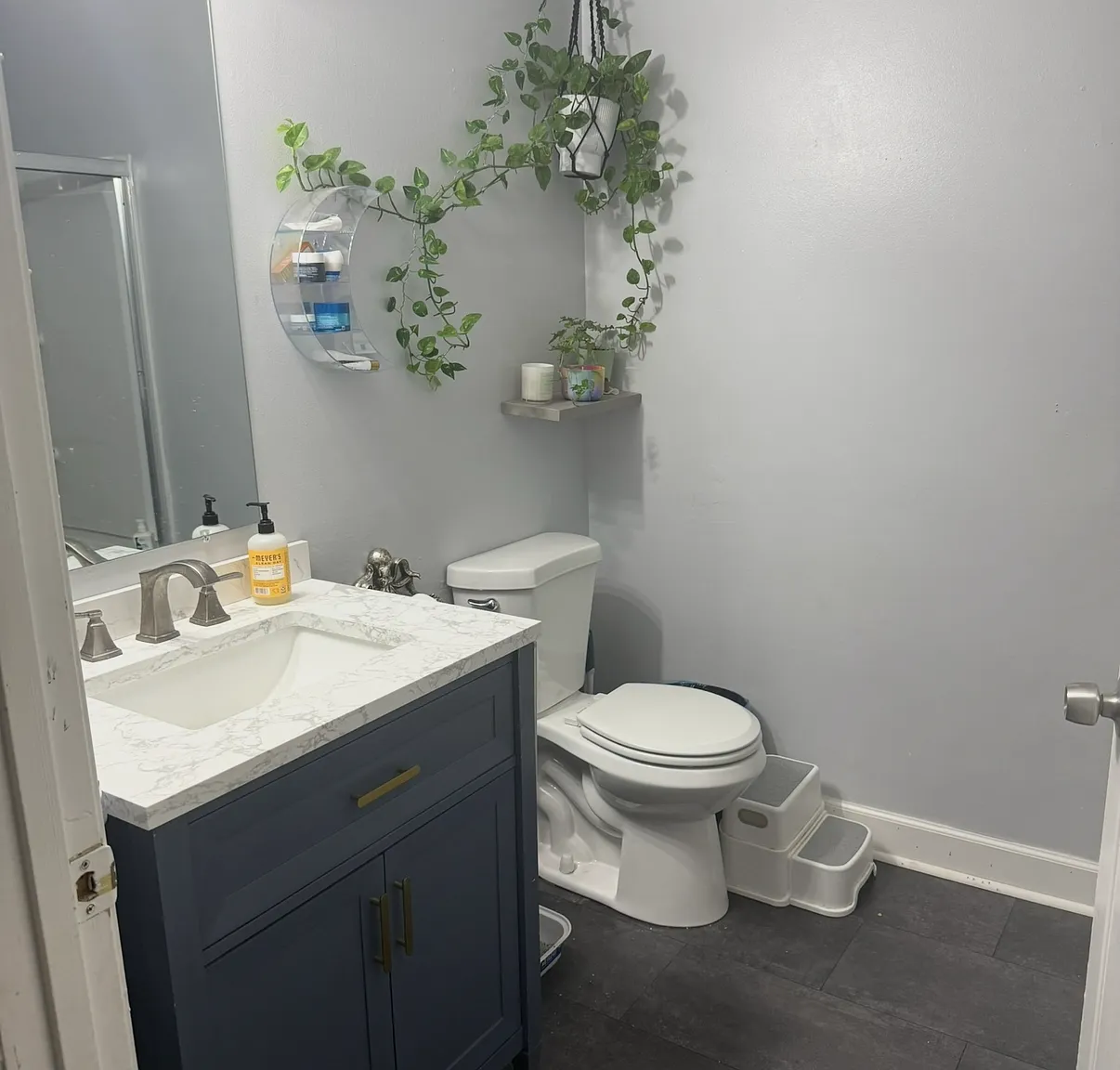 4 bed, 1624 sqft, $2,700 — Photo 2